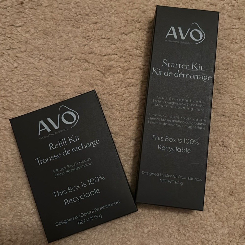 New AVO Everlasting Essentials Inc.
Starter Kit and refill kit rose gold